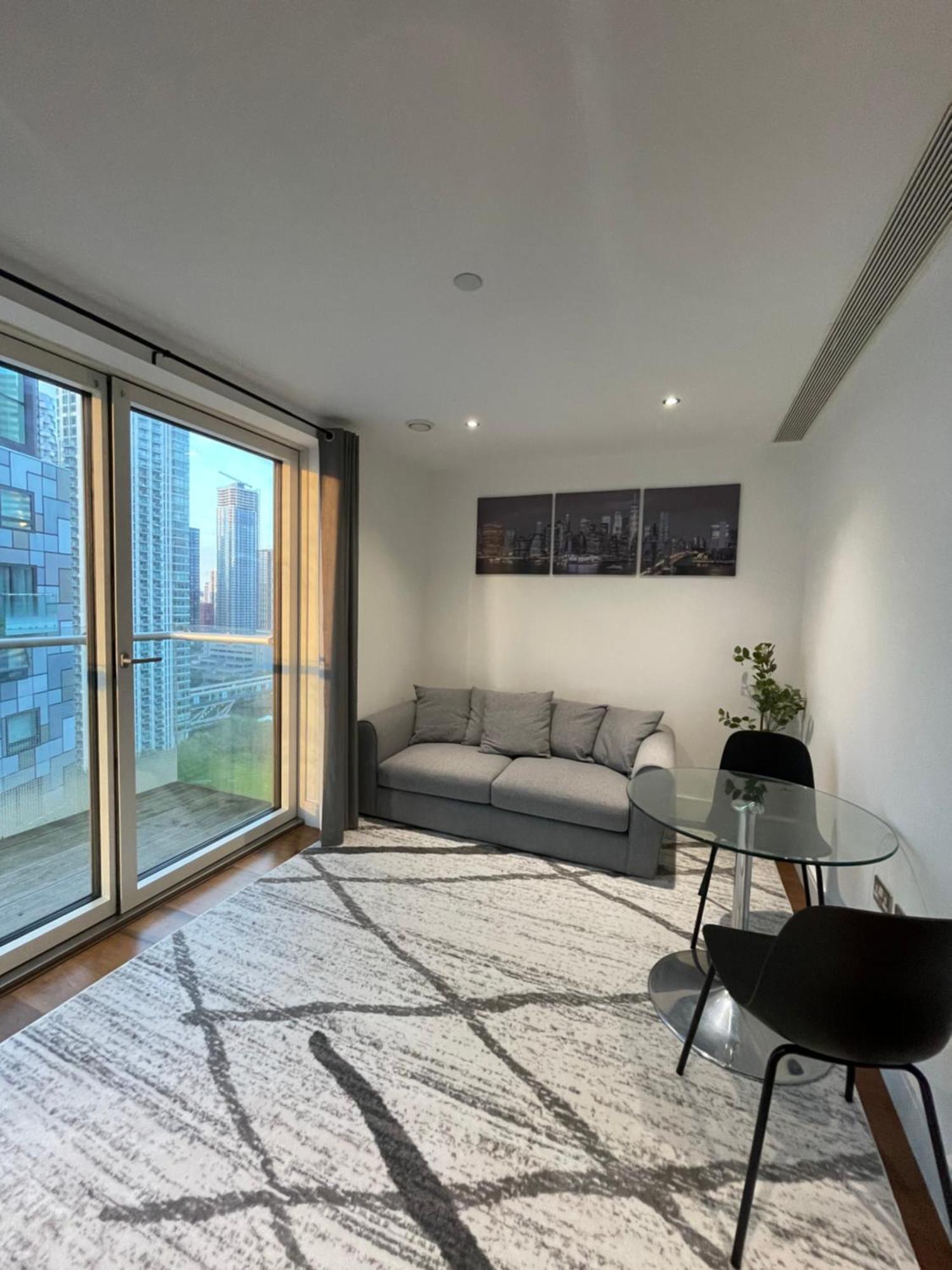 Apartment In Canary Wharf Londra Dış mekan fotoğraf